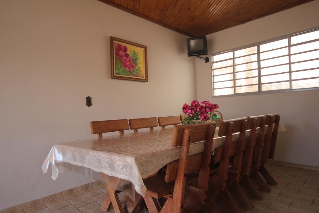 Casa Temporada Gratao 06 Min Dos Parques Thermas Olímpia Pokoj fotografie